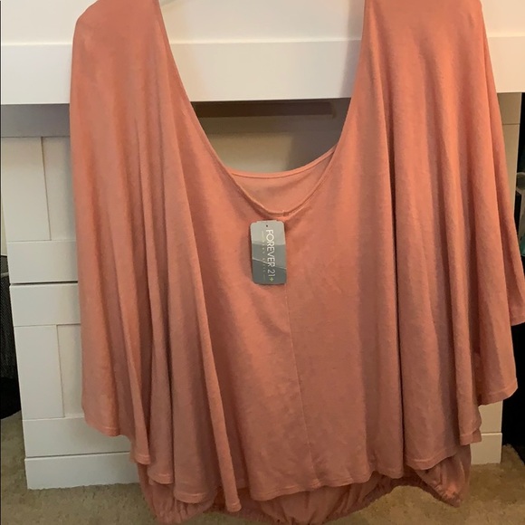 Top - Picture 2 of 2